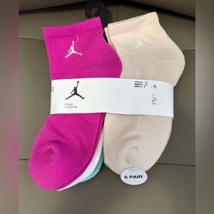 BNWT NIKE JORDAN GIRLS YOUTH (6) PACK ANKLE SOCKS MULTICOLOR US SHOE SIZE 5Y-7Y